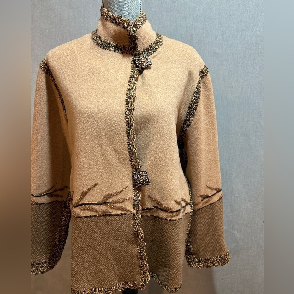 Stunning handmade reversible jacket size L - Picture 3 of 10